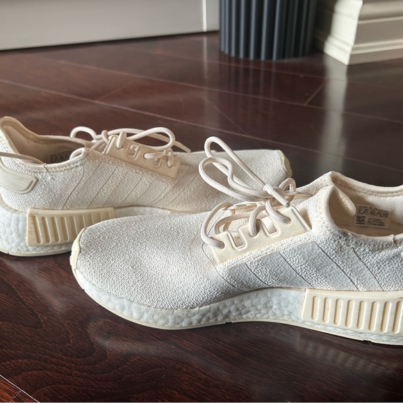 Adidas NMD in cream white - size 8 - Picture 3 of 7